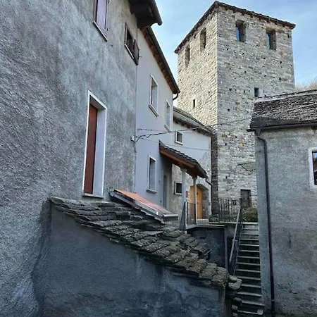 La Torretta, Con Giardino! 아파트 *
